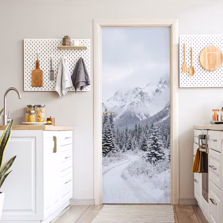 Deursticker - Weg - Bergen - Sneeuw - Naaldbos - Avontuurlijk — 7