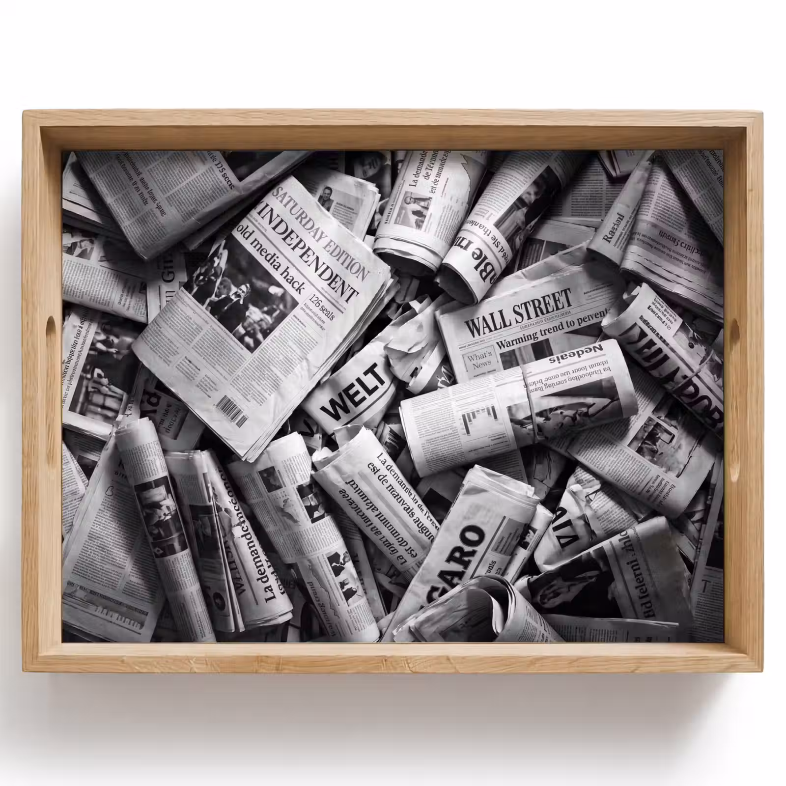 Dienblad - Krant - Stapel - Nieuws - Zwart-wit — 1