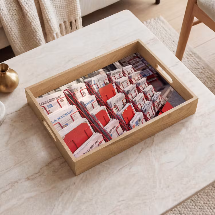 Dienblad - Kranten - Rek - Stedelijk - Dagelijks leven - Rood — 2