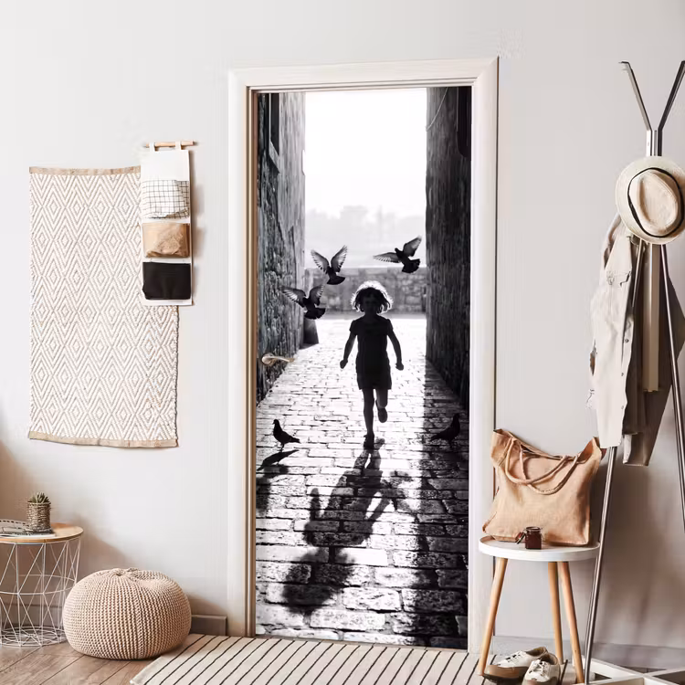 Deursticker - Kind - Vogel - Straat - Zwart-wit - Spelen — 8
