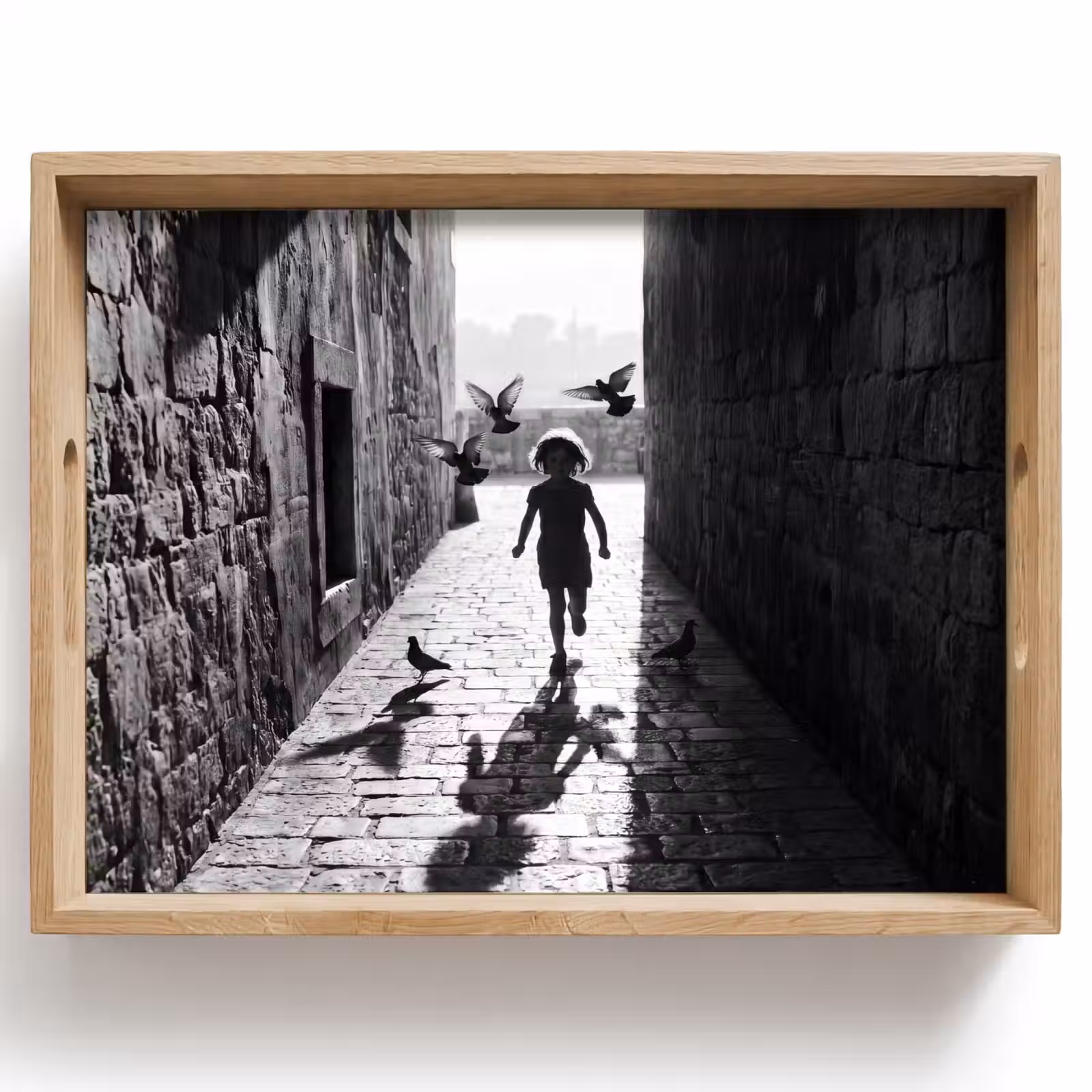Dienblad - Kind - Vogel - Straat - Zwart-wit - Spelen — 1