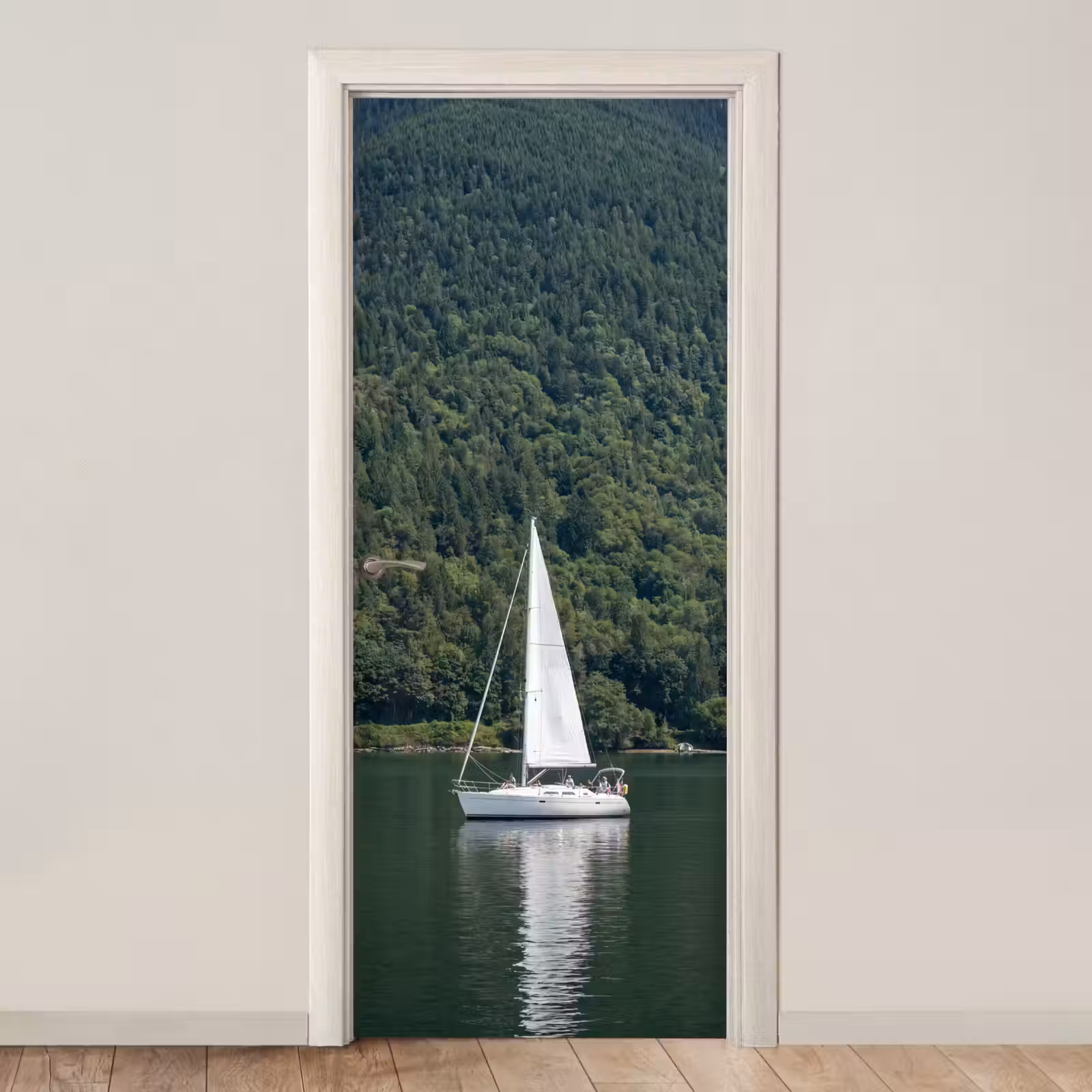 Deursticker - Zeilboot - Water - Bergen - Natuur - Groen — 1