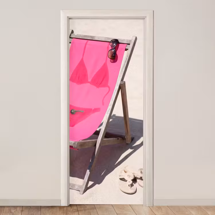 Deursticker - Strand - Ligstoel - Badkleding - Zomer - Roze — 1