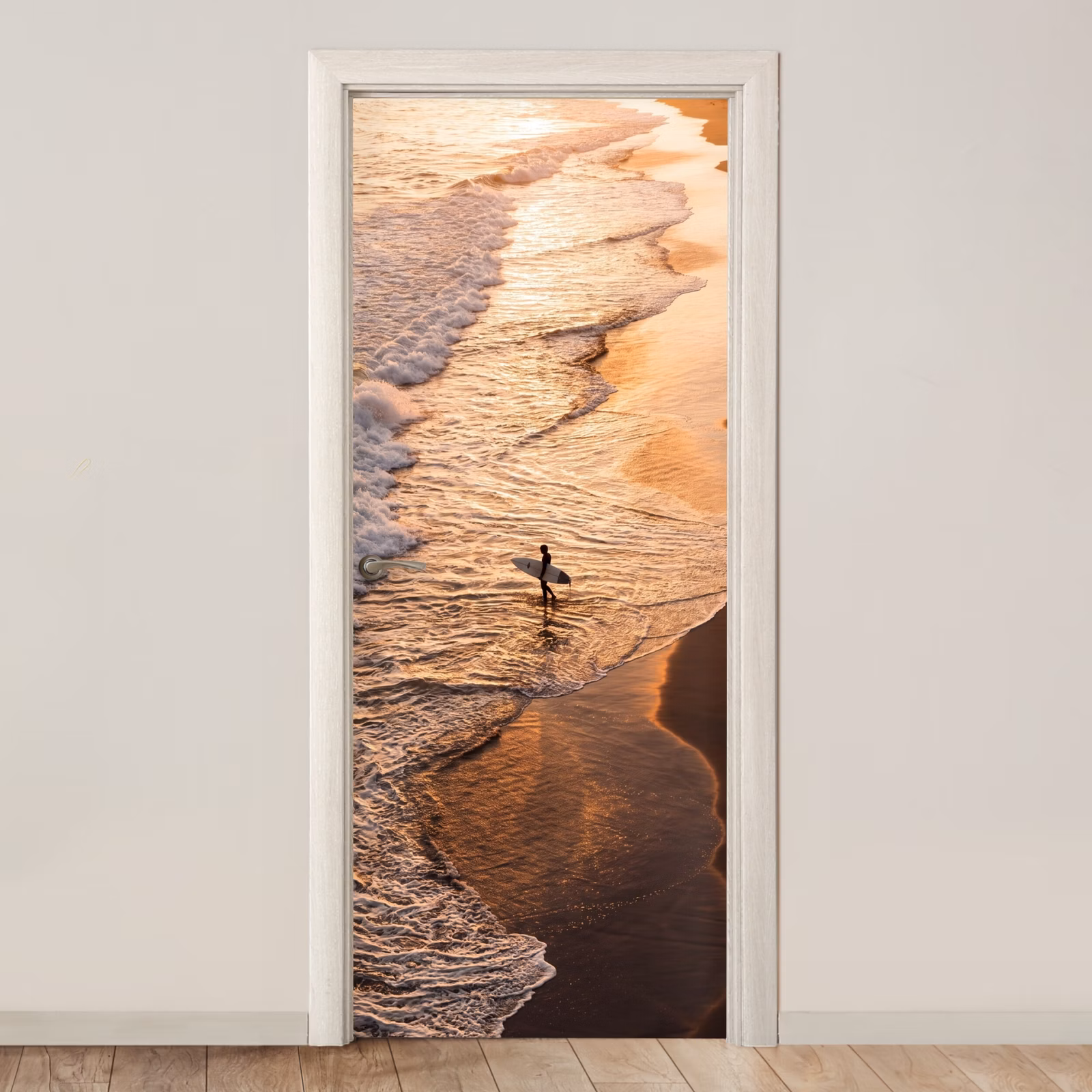 Deursticker - Surfer - Strand - Zonsondergang - Oceaan - Goud — 1