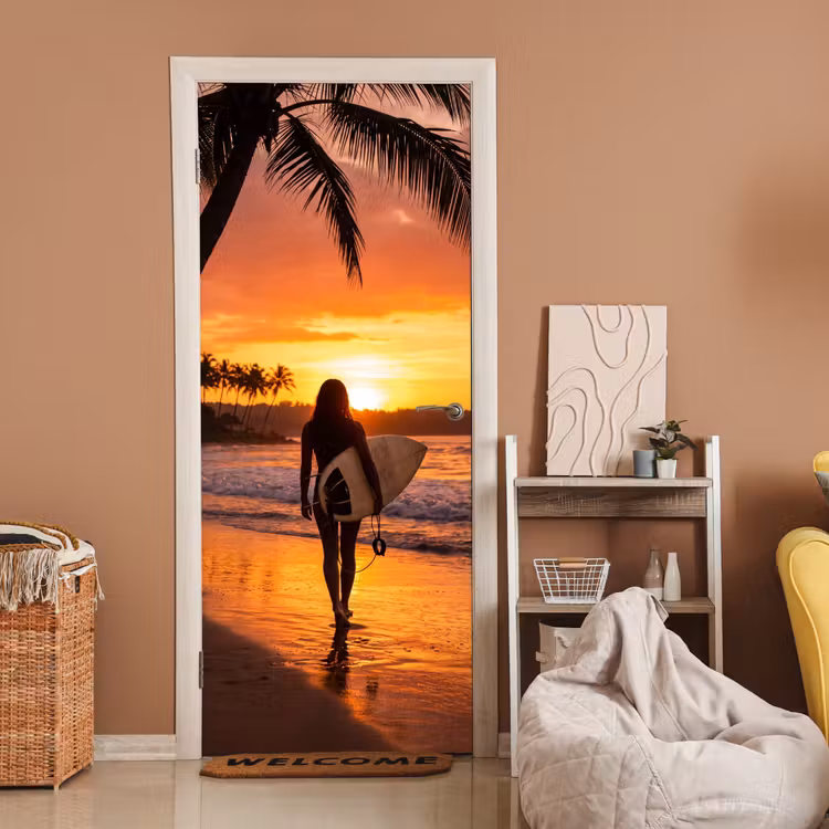 Deursticker - Vrouw - Surfplank - Strand - Zonsondergang - Oranje — 2