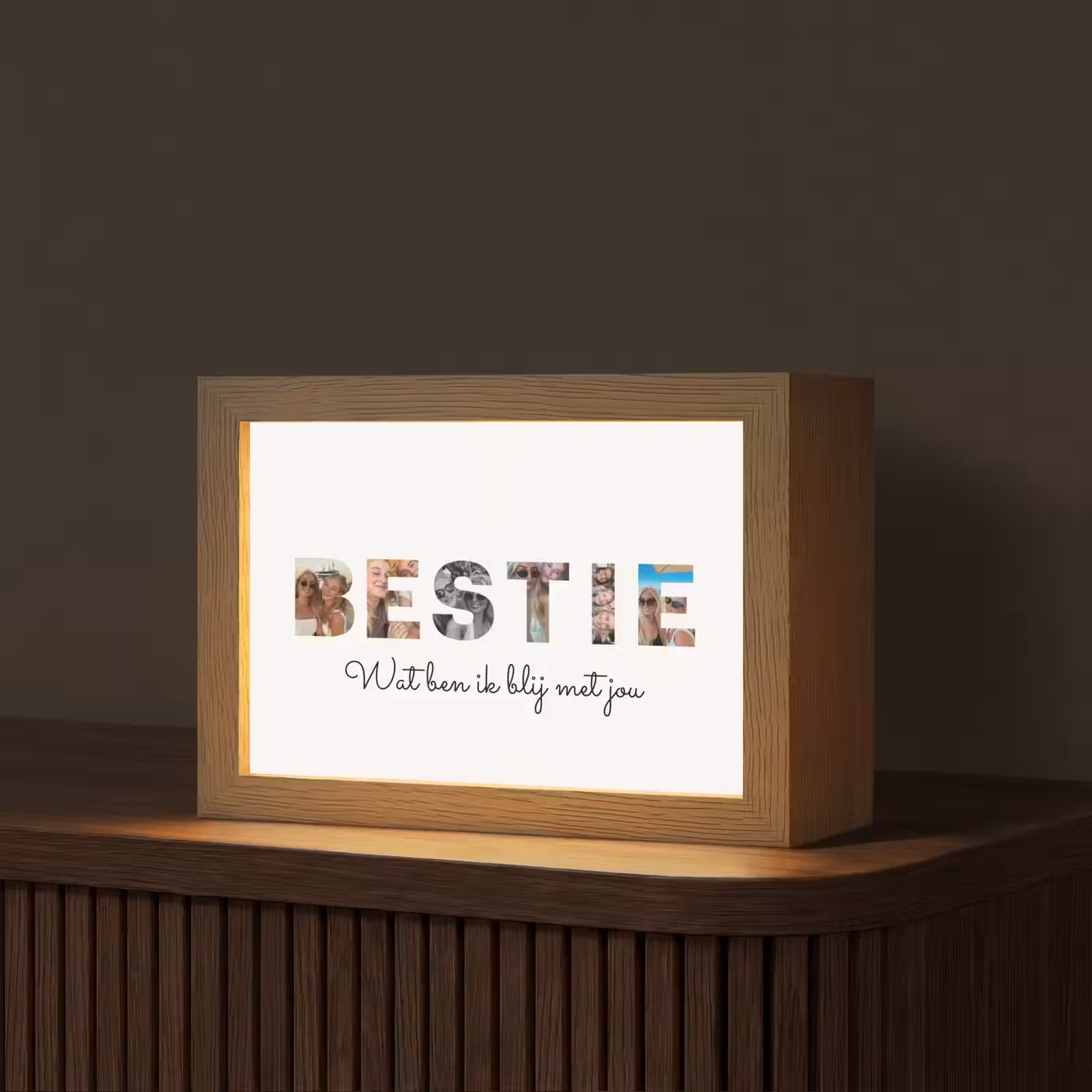 Gepersonaliseerde Lightbox - Bestie - Lettercollage — 1