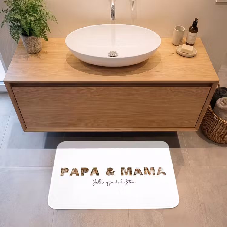 Badmat - Papa & Mama - Lettercollage — 2