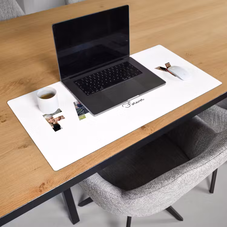 Gepersonaliseerde bureau onderlegger - Family - Lettercollage — 3