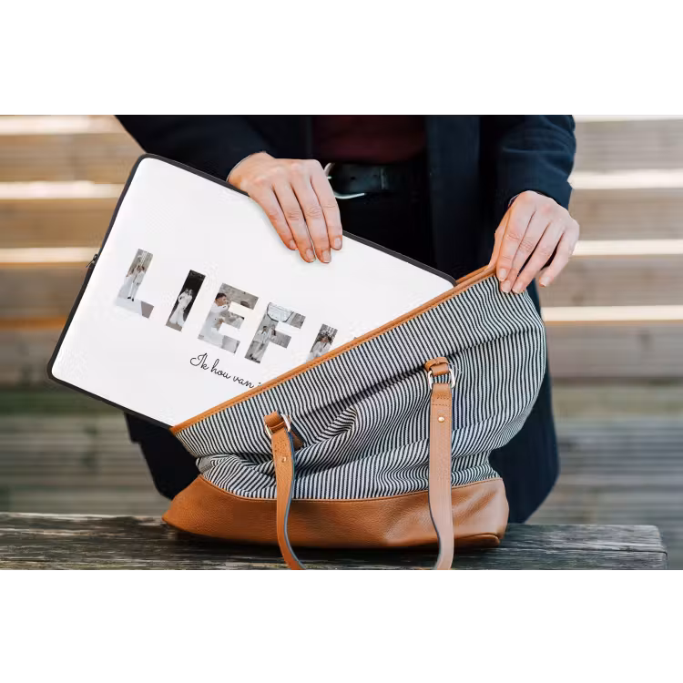 Gepersonaliseerde laptophoes - Liefie - Lettercollage — 4