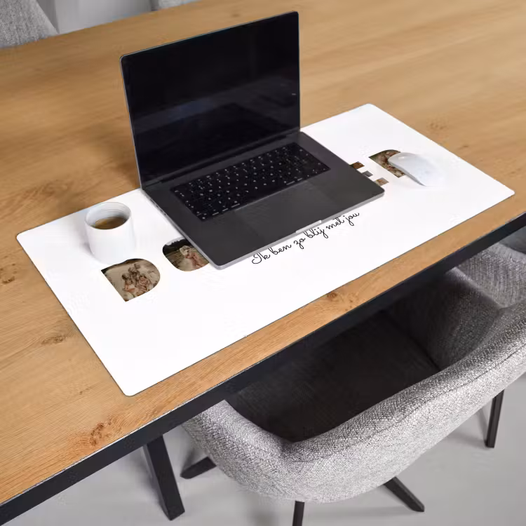 Gepersonaliseerde bureau onderlegger - Dochter - Lettercollage — 3