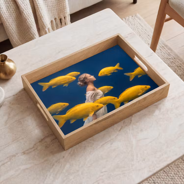 Dienblad - Vrouw - Vis - Water - Natuur - Geel — 2