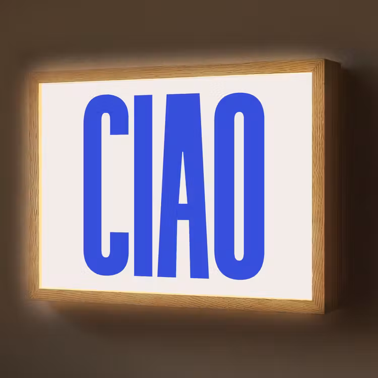 Lightbox - Wandlamp - Ciao - Hoofdletters - Blauw - Minimalistisch — 1