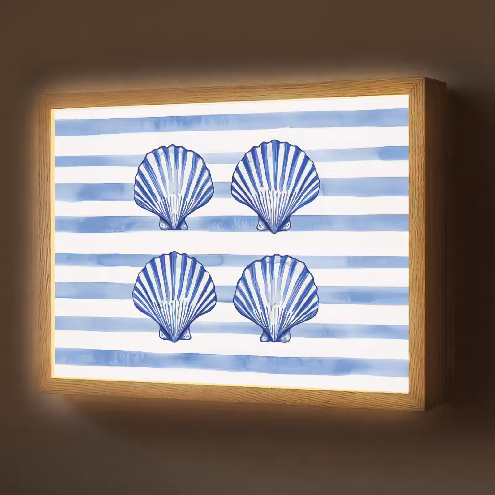 Lightbox - Wandlamp - Vier schelpen - Blauw - Wit - Strepen — 1