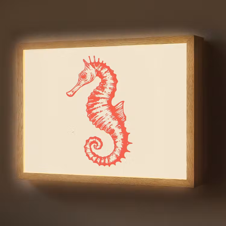 Lightbox - Wandlamp - Zeepaardje - Rood - Fijne details — 1