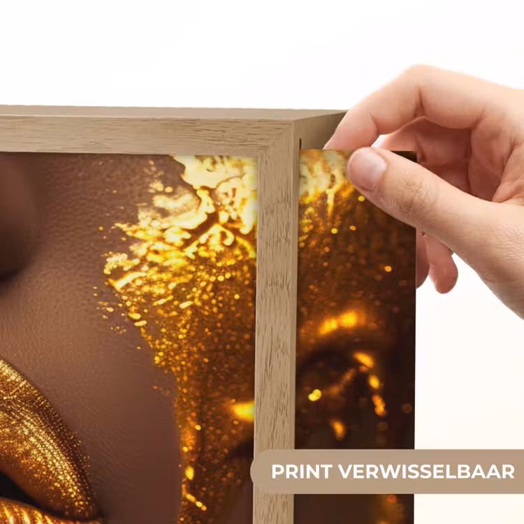 Lightbox - Wandlamp - Vrouw - Goud - Gezicht - Verf - Lippen — 5