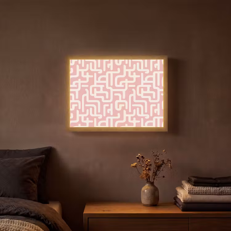 Lightbox - Wandlamp - Doolhofpatroon - Roze - Wit - Abstract — 3