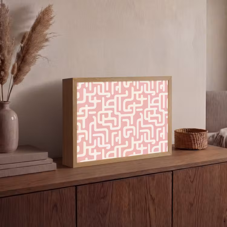 Lightbox - Wandlamp - Doolhofpatroon - Roze - Wit - Abstract — 4