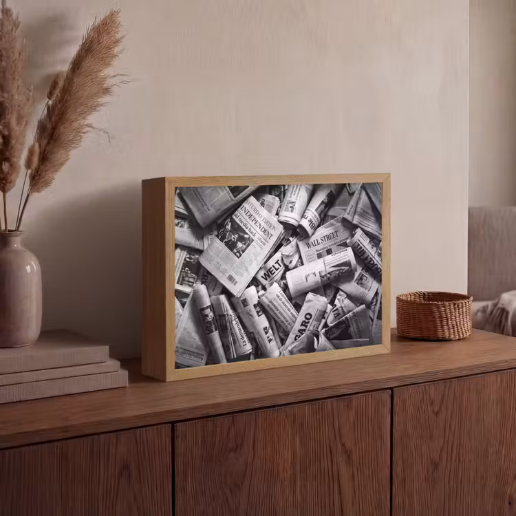 Lightbox - Wandlamp - Krant - Stapel - Nieuws - Zwart-wit — 4