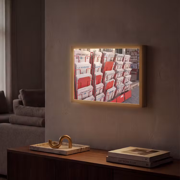 Lightbox - Wandlamp - Kranten - Rek - Stedelijk - Dagelijks leven - Rood — 2
