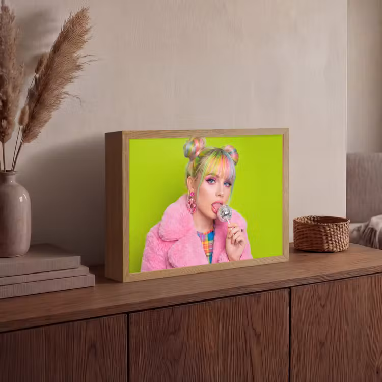 Lightbox - Wandlamp - Vrouw - Kleurrijk haar - Pop art - Modern - Levendig — 4