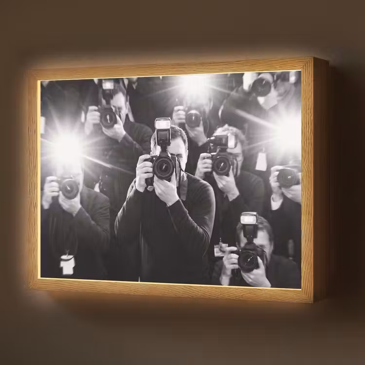 Lightbox - Wandlamp - Mensen - Camera - Flitslicht - Zwart-wit - Media — 1