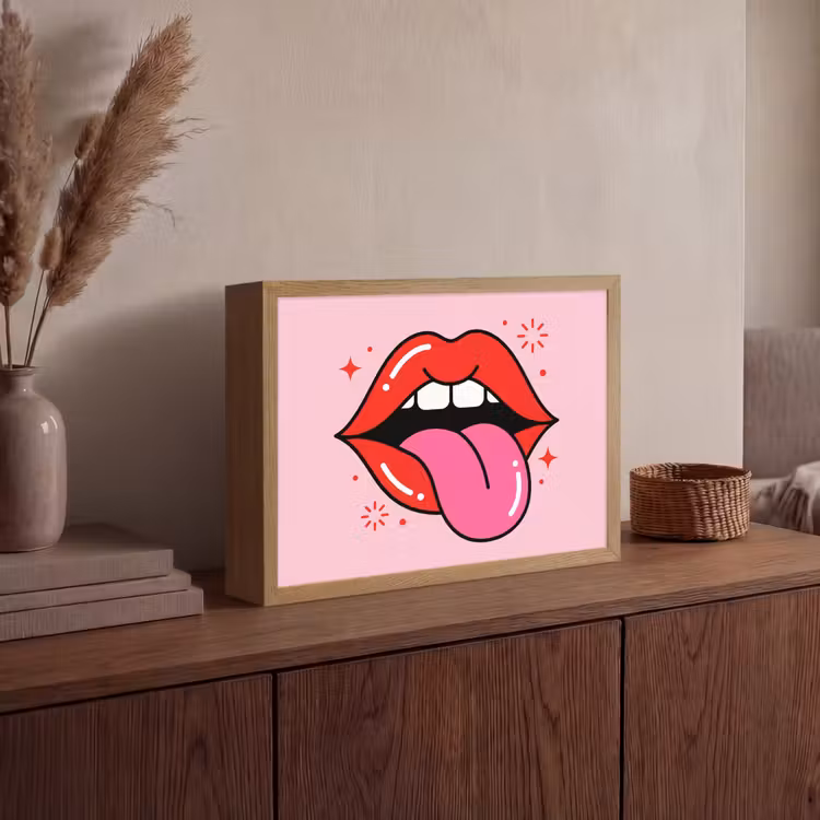 Lightbox - Wandlamp - Lippen - Tong - Pop-art - Kleurrijk - Roze — 4
