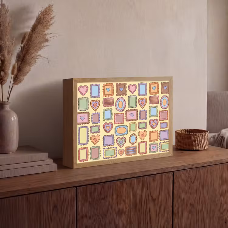 Lightbox - Wandlamp - Lijst - Patroon - Hart - Speels - Kleurrijk — 4