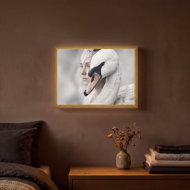 Lightbox - Wandlamp - Vrouw - Zwaan - Wit — 3