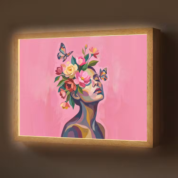 Lightbox - Wandlamp - Vrouwengezicht - Vlinders - Kleurrijk — 1