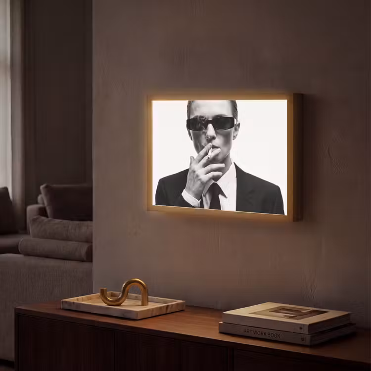 Lightbox - Wandlamp - Portret - Pak - Roken - Zwart - Wit - Stoer — 2