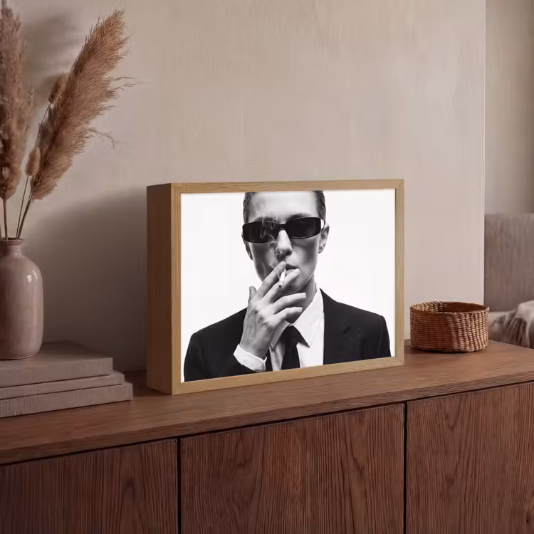 Lightbox - Wandlamp - Portret - Pak - Roken - Zwart - Wit - Stoer — 4