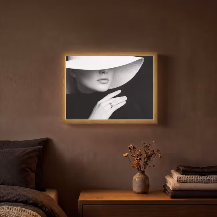 Lightbox - Wandlamp - Vrouw - Hoed - Hand - Zwart - Wit - Klassiek — 3