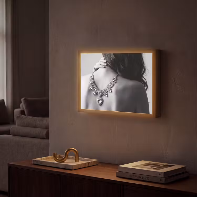 Lightbox - Wandlamp - Vrouw - Ketting - Fashion - Zwart - Wit — 2