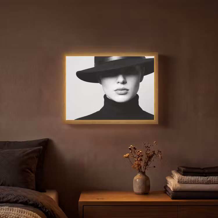 Lightbox - Wandlamp - Vrouw - Schaduw - Zwart - Wit - Mysterieus — 3