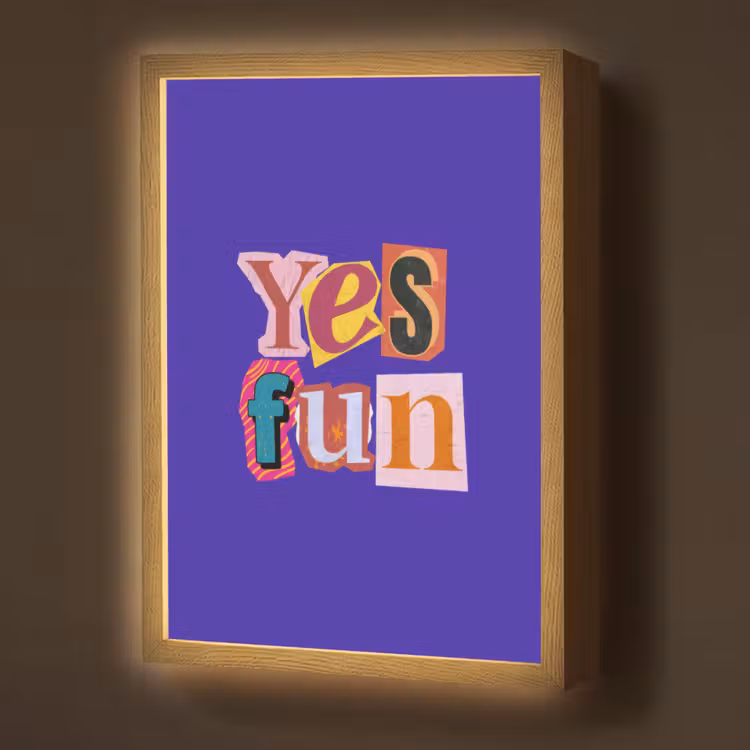 Lightbox - Wandlamp - Yes fun - Kleurrijk - Collage-stijl — 1