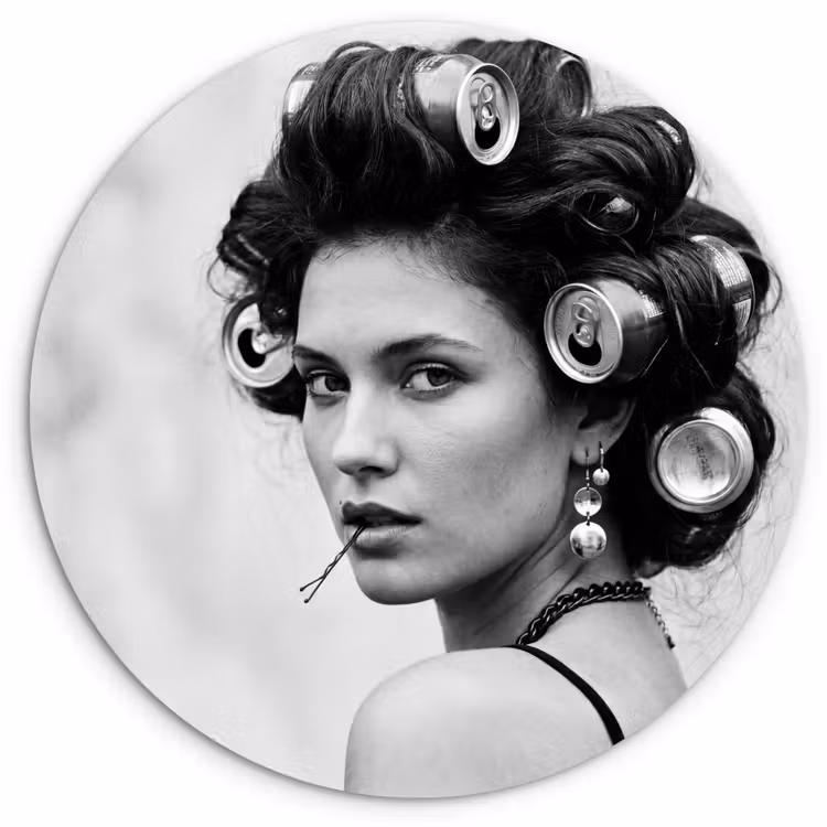 Muurcirkel - Edgy - Vrouw - Zwart - Wit — 1