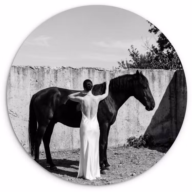 Muurcirkel - Vrouw - Paard - Artistiek — 1