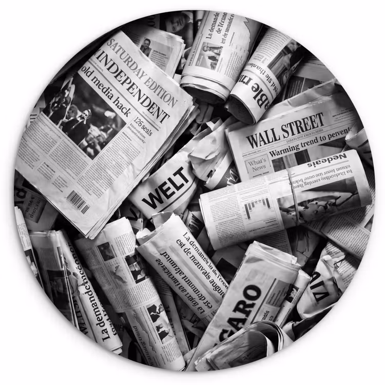 Muurcirkel - Krant - Stapel - Nieuws - Zwart-wit — 1