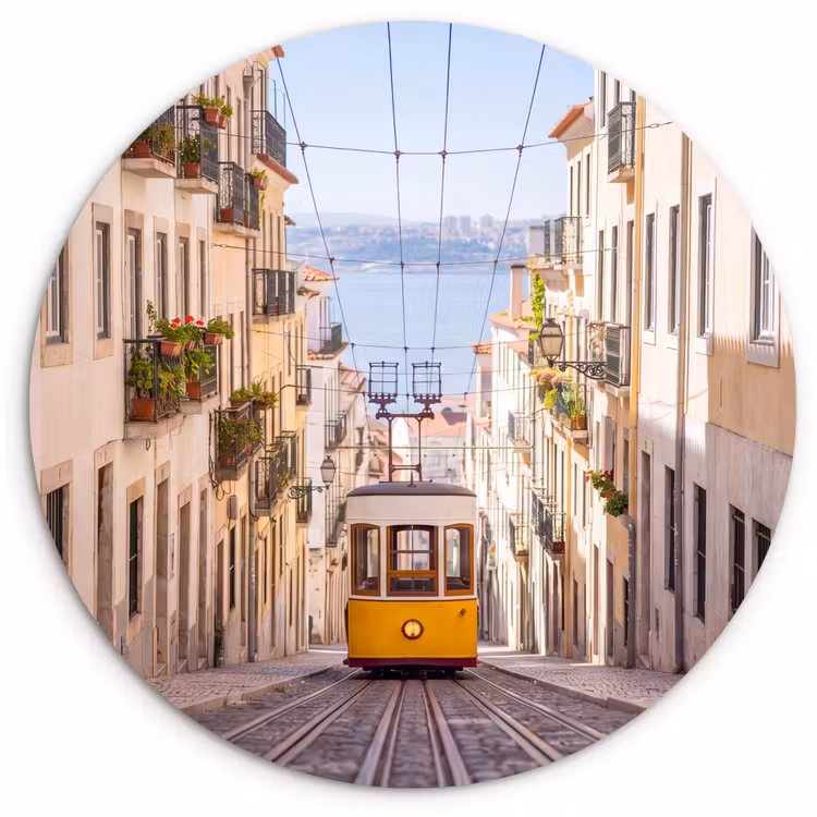 Muurcirkel - Tram - Straat - Stad - Architectuur - Geel — 1