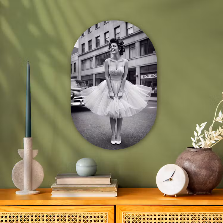 Muurovaal - Kunststof - Retro - Vrouw - Zwart - Wit — 1