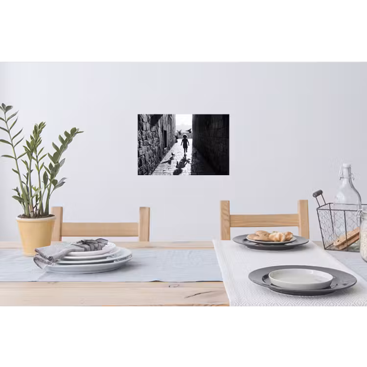 Muursticker - Kind - Vogel - Straat - Zwart-wit - Spelen — 3