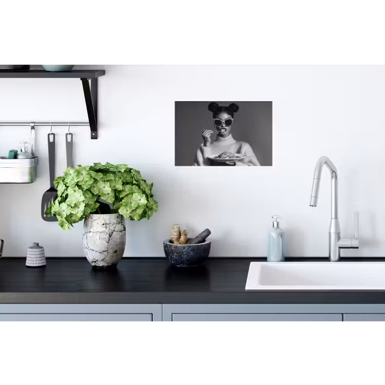 Muursticker - Vrouw - Pasta - Zonnebril — 2