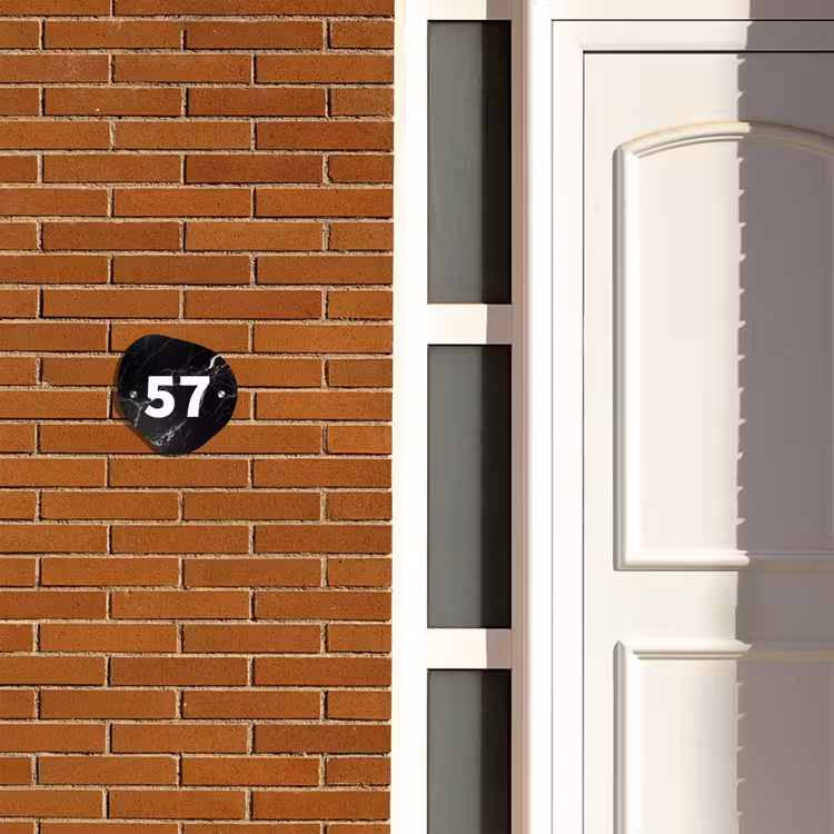 Naambordje voordeur - Huisjesvorm - Marmer - Traditioneel — 3