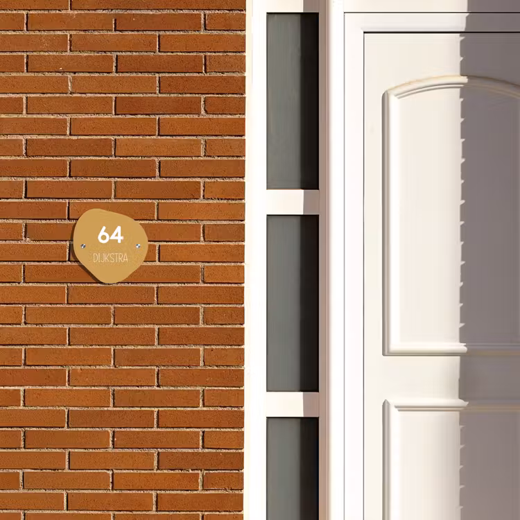 Naambordje voordeur - Huisjesvorm - Mosterdgeel - Modern — 3