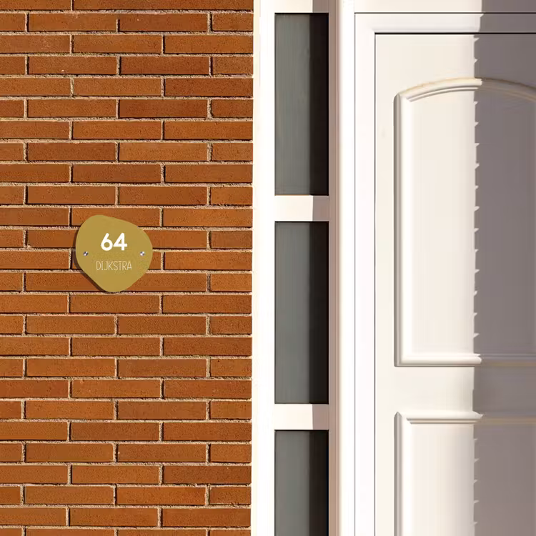 Naambordje voordeur - Huisjesvorm - Okergeel - Modern — 3