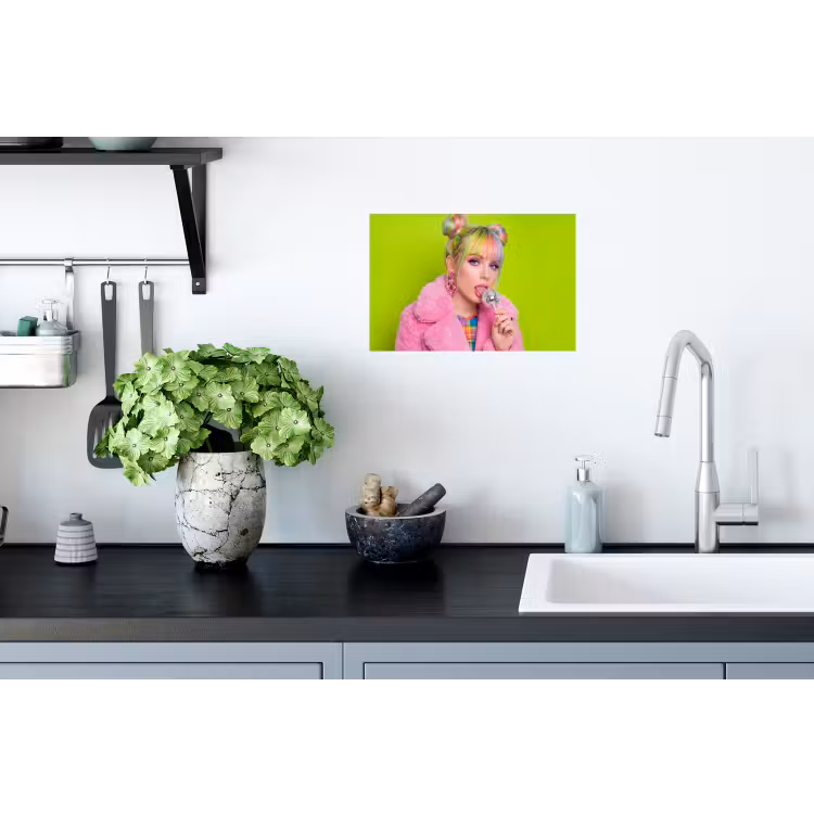 Muursticker - Vrouw - Kleurrijk haar - Pop art - Modern - Levendig — 2