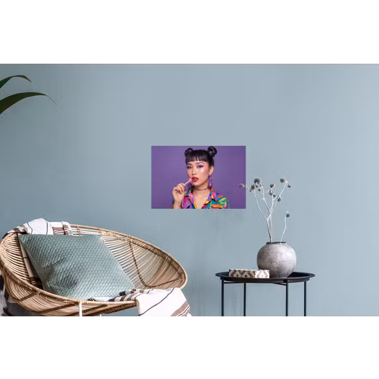 Muursticker - Vrouw - Portret - Make-up - Paars - Levendig — 4