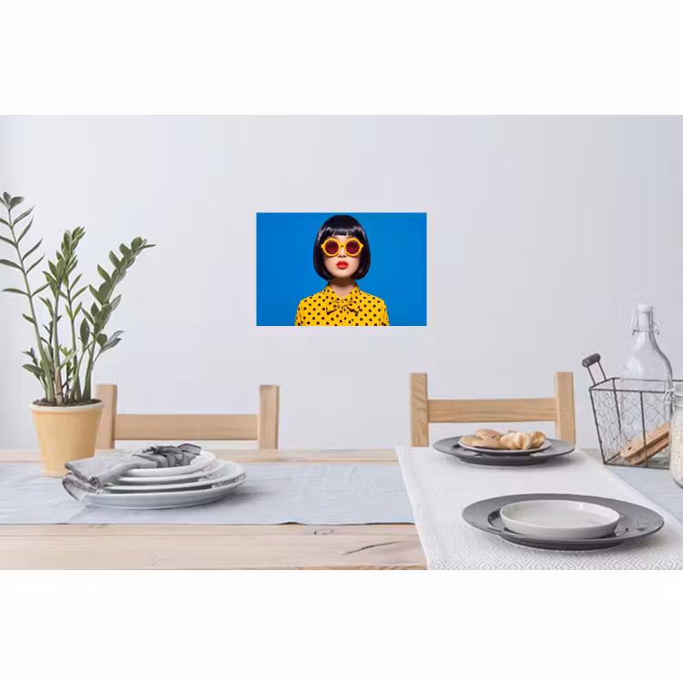 Muursticker - Vrouw - Zonnebril - Pop Art - Portret - Geel — 3