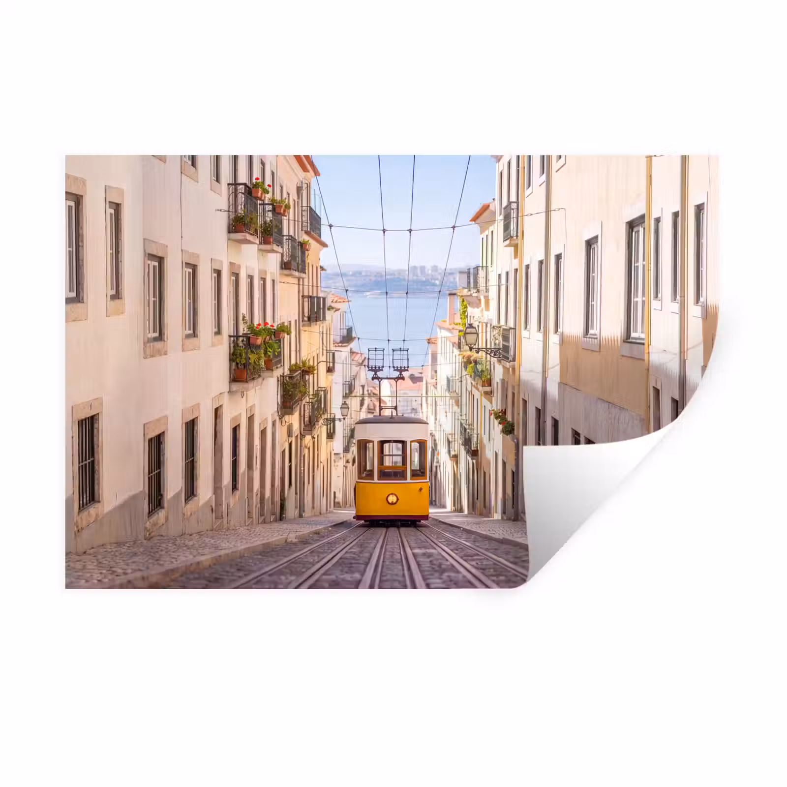 Muursticker - Tram - Straat - Stad - Architectuur - Geel — 1