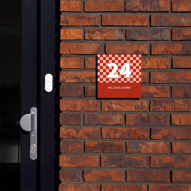 Naambordje voordeur - Vierkant - Rood - Blokjes - Klassiek — 2